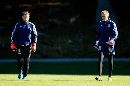 IFK Göteborgs målvakt John Alvbåge och målvakt Marcus