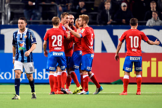 Helsingborgs Rade Prica jublar efter 2-1