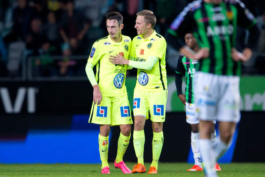 Jönköpings Daryl Smylie och Joakim Karlsson jublar