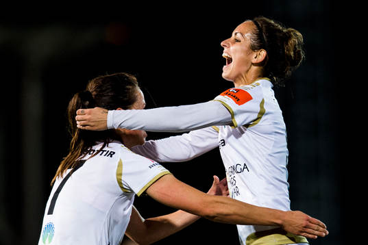 Rosengårds Natasa Andonova jublar