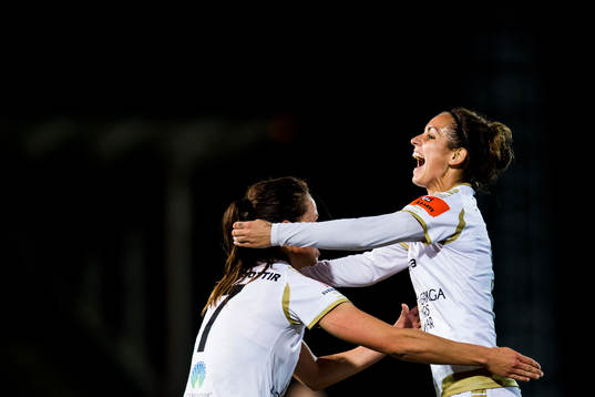 Rosengårds Natasa Andonova jublar