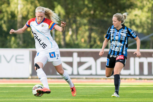 Hovås Billdals Sarah Fredborg och Sirius Julia Lyckberg