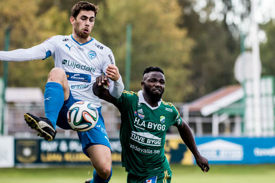 Värnamos Carlos Gaete Moggia och Ljungskiles Abdultaofik