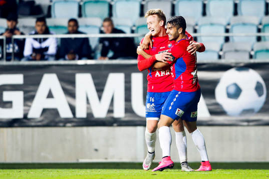 Örgrytes Sebastian Olsson jublar efter 3-1