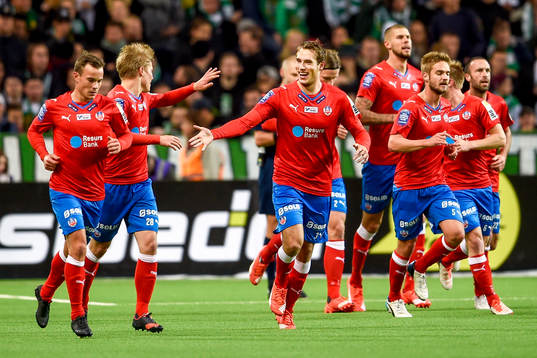 Helsingborgs spelare efter 0-1 av Rade Prica 