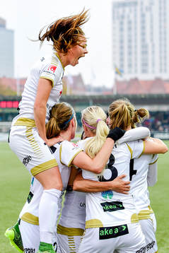 Rosengårds Sara Björk Gunnarsdottir jublar