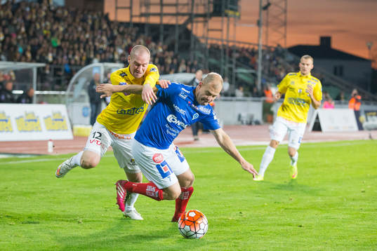 Falkenbergs Christoffer Carlsson och Åtvidabergs Kristian