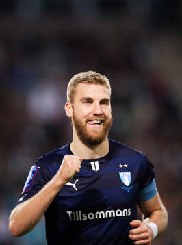 Malmös Rasmus Bengtsson jublar efter att ha gjort 0-1