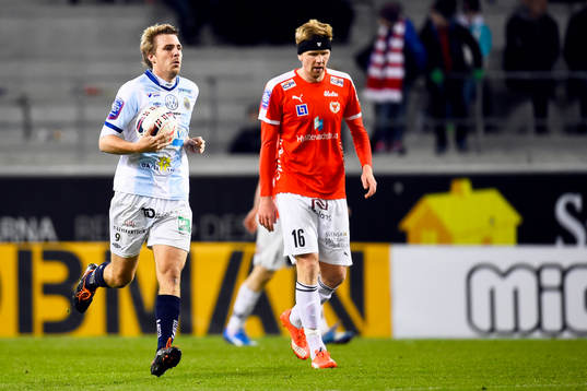 Gefles Johan Oremo firar efter 1-3