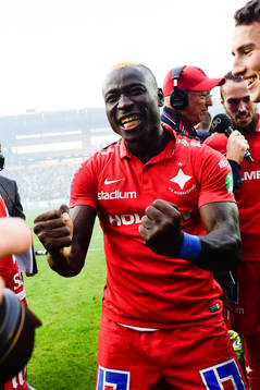 Norrköpings Alhaji Kamara jublar att Norrköping blivit