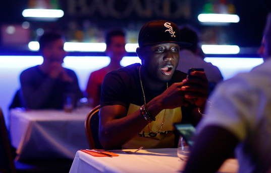 Norrköpings Alhaji Kamara på festen