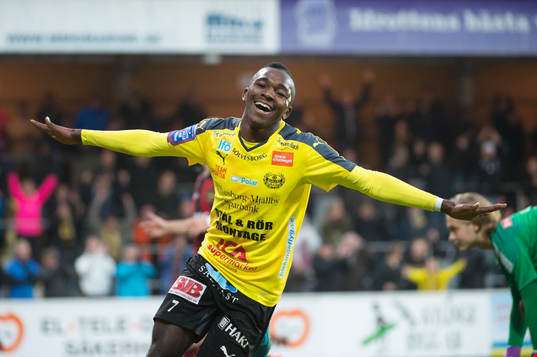 Mjällbys Lumala Abdu jublar