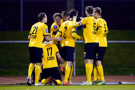 Frejs Christophe Lallet firar efter 0-1