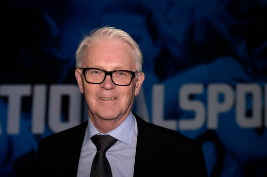 Sune Hellströmer anländer till Fotbollsgalan den 9 november 2015 i Stockholm.