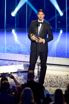Zlatan Ibrahimovic tilldelas Guldbollen