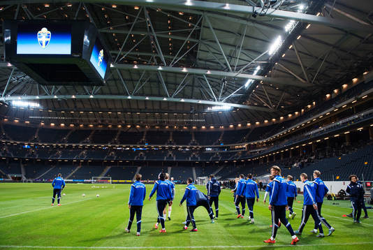 Danmarks fotbollslandslag tränar den 13 november 2015 på Friends Arena i Stockholm.