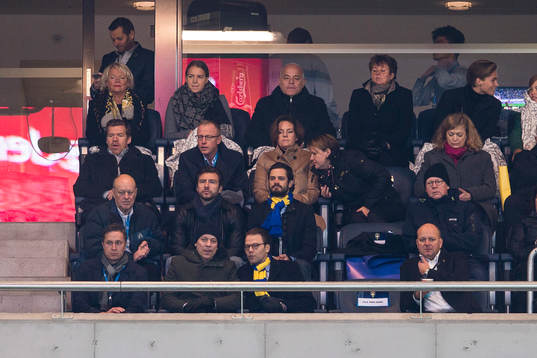 Prins Carl Philip och prins Daniel på läktaren