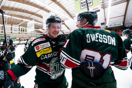 Tingsryds Niklas Enberg och Filip Owesson jublar