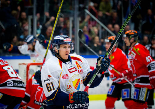 Djurgårdens Markus Ljungh gör 3-4 och jublar