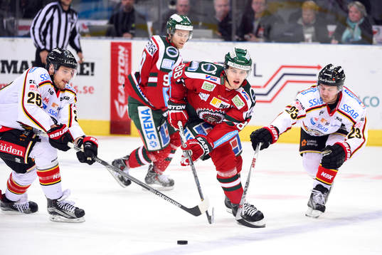 Frölundas Andreas Johnson och Luleås Lucas Wallmark