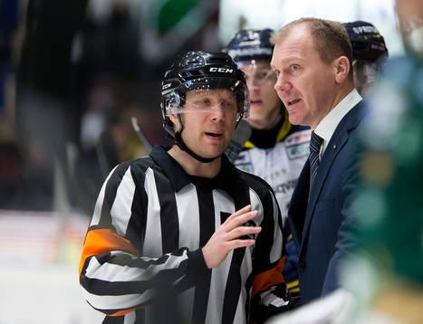 s tränare Johan Lindbom