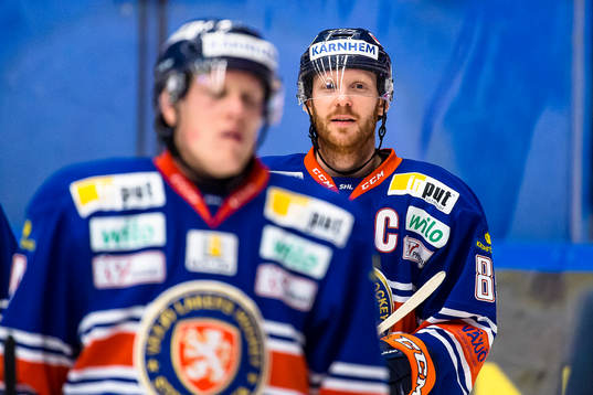 Växjös Liam Reddox jublar