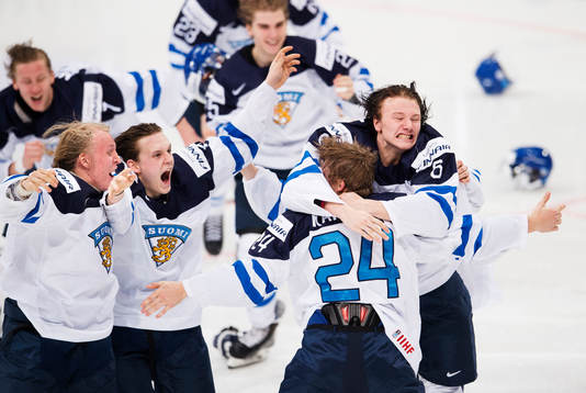Finlands Patrik Laine, Sami Niku, Kasperi Kapanen och Joni
