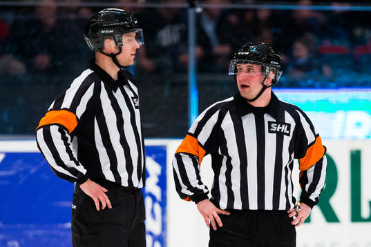 Domare Aleksi Rantala och Christoffer Karlsson