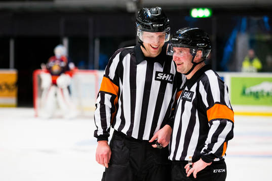 Domare Aleksi Rantala och Christoffer Karlsson