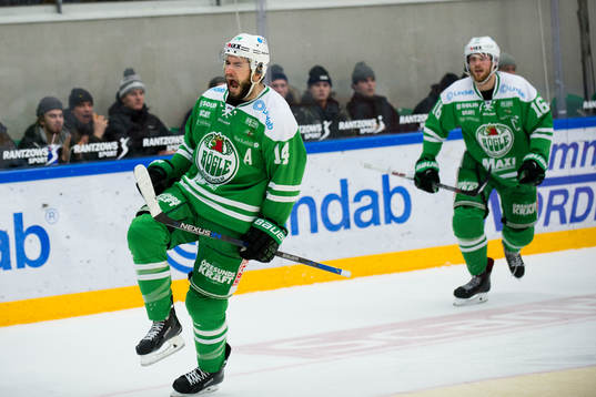 Rögles Jordan Smotherman jublar