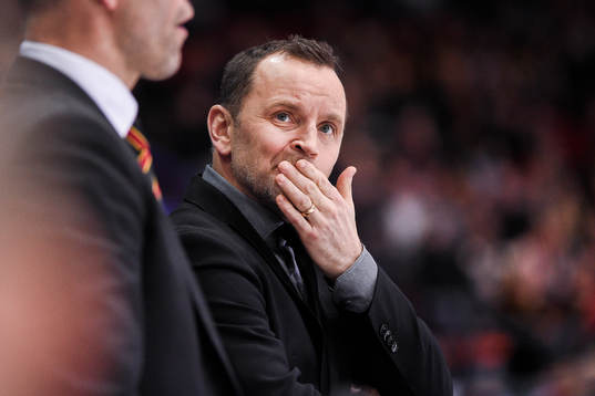 Brynäs tränare Thomas Berglund deppar