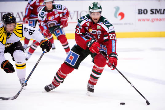 Brynäs Greg Scott och Frölundas Joel Lundqvist