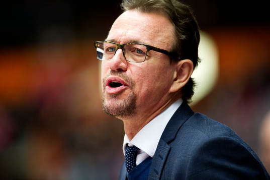 Modos assisterande tränare Fredrik Olausson