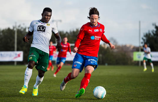 Hammarbys Joseph Aidoo och Helsingborgs Linus Hallenius