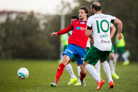 Helsingborgs Linus Hallenius och Hammarbys Kennedy