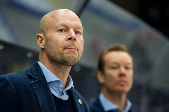 Almtunas assisterande tränare Marcus Ragnarsson