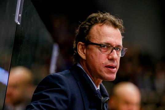 MoDos assisterande tränare Fredrik Olausson