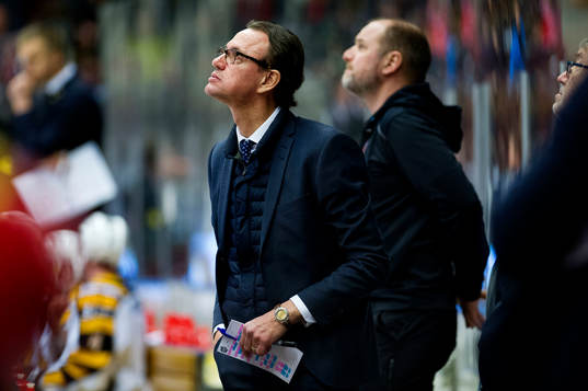 Modos assisterande tränare Fredrik Olausson