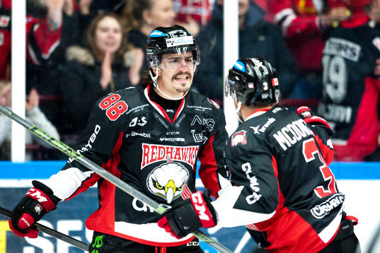 Malmö Redhawks Peter Mueller och Kent McDonell jublar