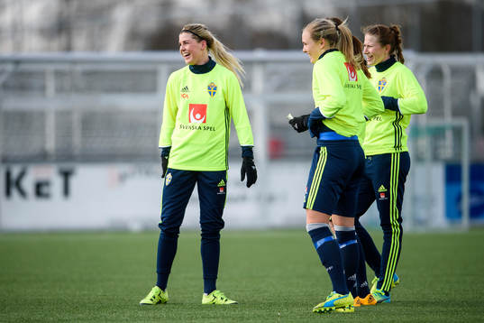 Sveriges Olivia Schough, Magdalena Ericsson och Emma Berglund