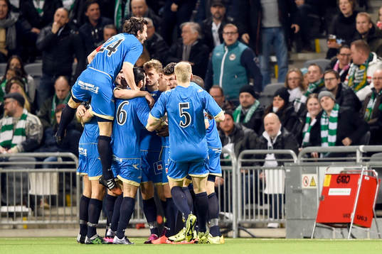 Ljungskiles Jakob Olsson jublar efter 0-1