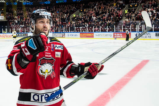 Malmö Redhawks Joey Tenute jublar