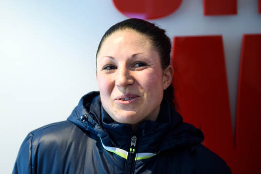 Sveriges Josefin Johansson bli intervjuad