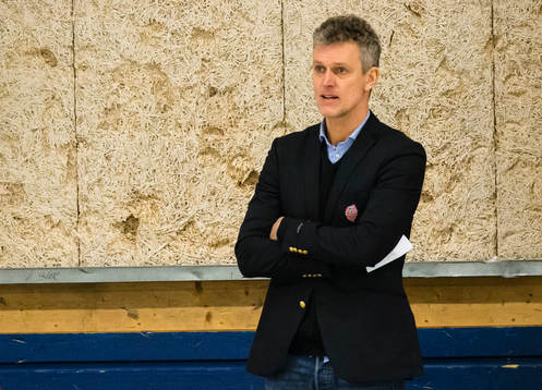 Modos tränare Mikael Nilsson