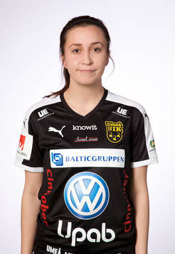 Fanny Hjelm-Rönnlund poserar för ett porträtt den 5 mars 2016 i Umeå.