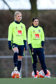 Sveriges Sofia Jakobsson och Josefin Johansson