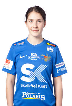 Stina Hedlund poserar för ett porträtt den 10 mars 2016 i Umeå.