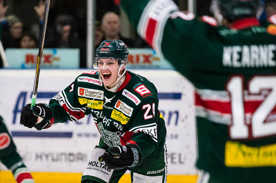 Tingsryds Jonathan Johnson jublar