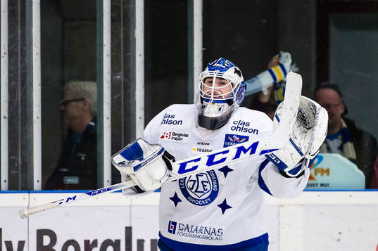 Leksands målvakt Henrik Haukeland jublar