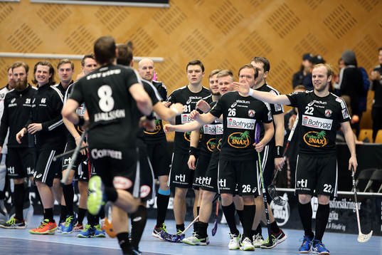 Linköpings Martin Karlsson , Mikael Karlsson och Joakim Ström jublar